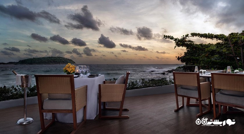 رستوران راک سالت هتل د نای هارن