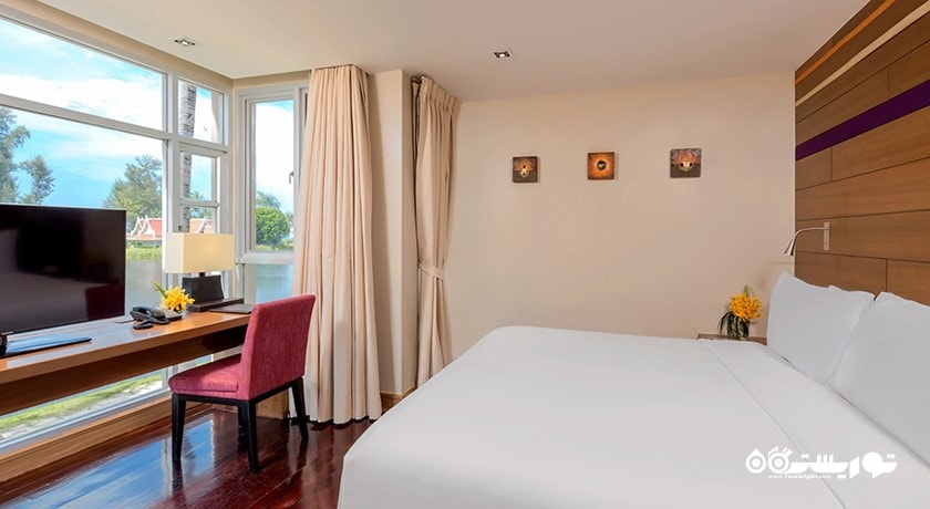 نمای تخت بزرگ ویلا دوبلکس