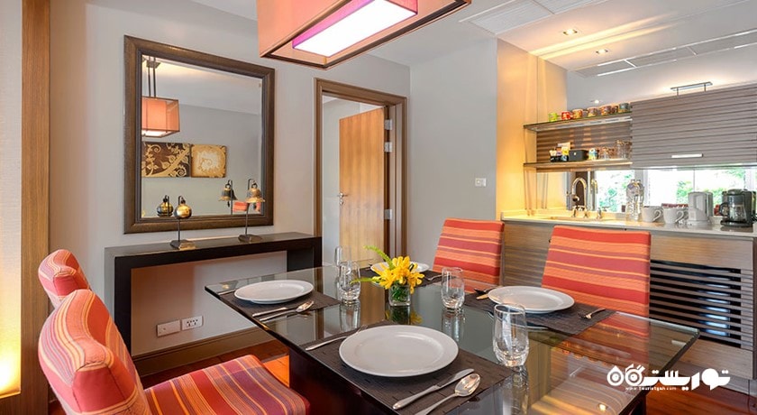 میز غذاخوری سوئیت آیلند