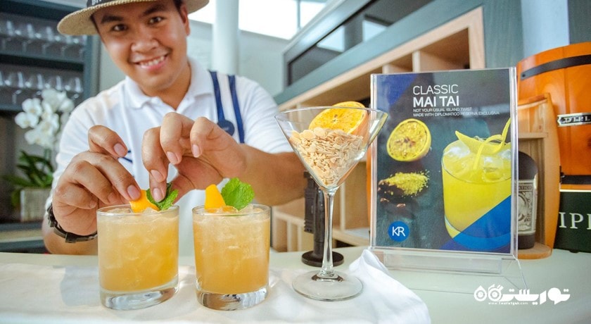 سان ست بار هتل کاتا راکس