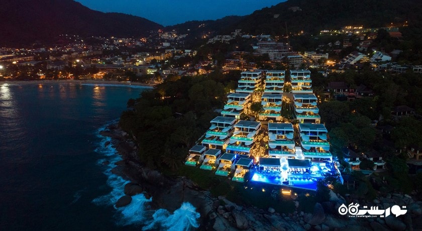 نمای شب هتل کاتا راکس