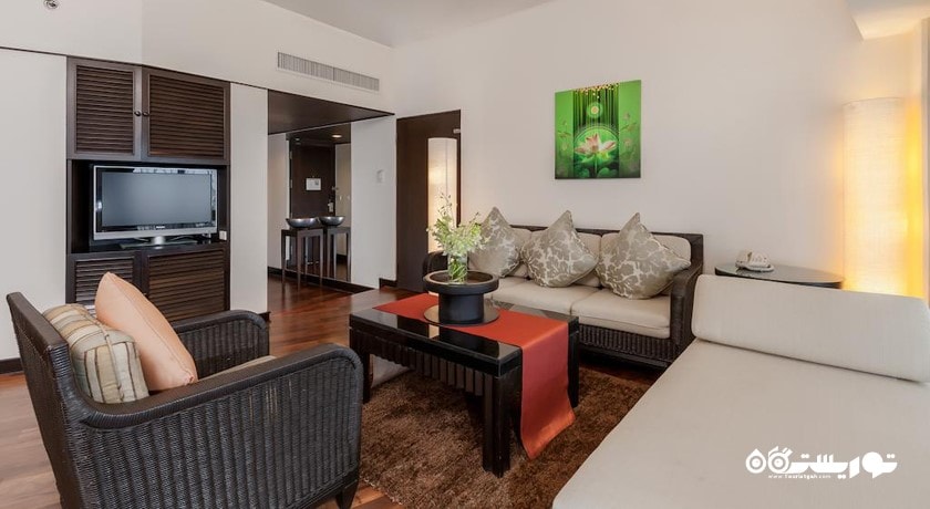 محوطه نشیمن سوئیت کلاب