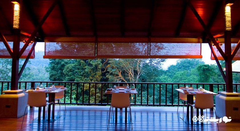 چشم انداز زیبای رستوران 180 درجه