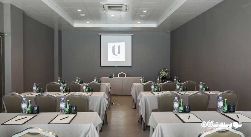 اتاق برگزاری جلسات در هتل