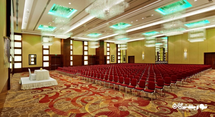 سالن برگزاری همایش و جلسات 