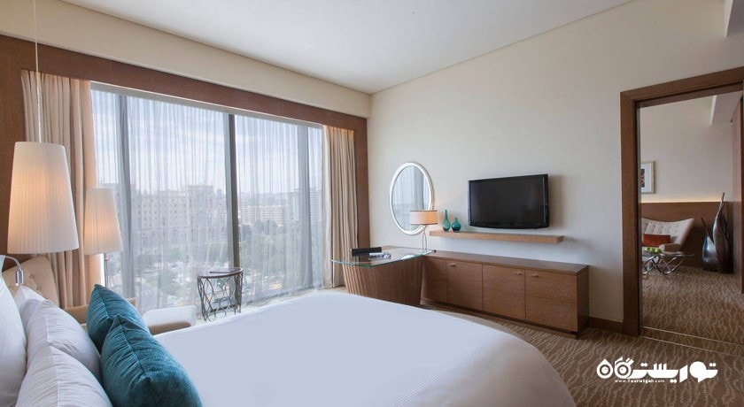 نمای تخت بزرگ سوئیت فمیلی