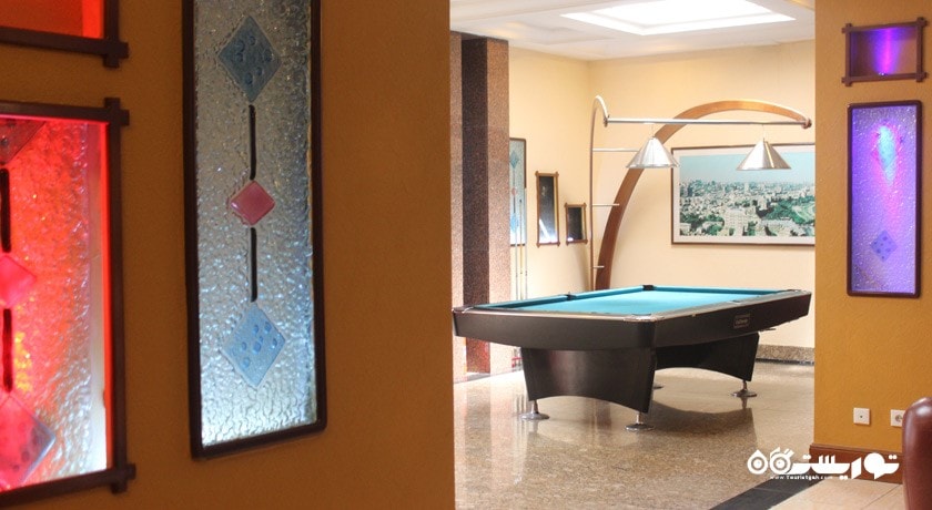 میز بیلیارد موجود در هتل