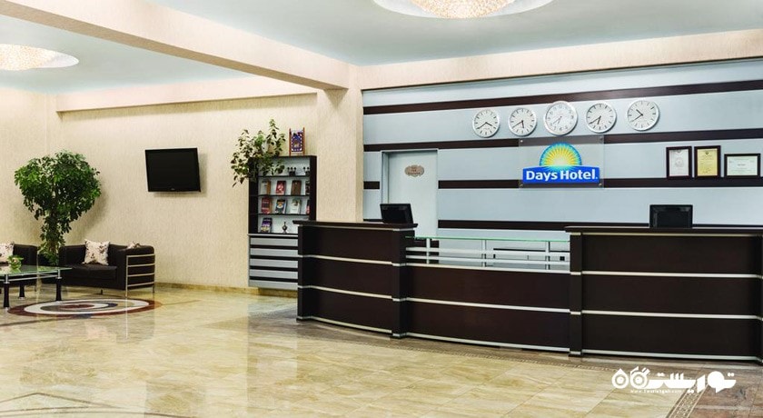 میز پذیرش هتل دیز باکو