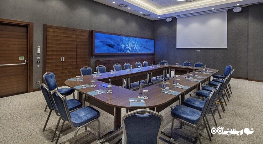   هتل هیلتون گاردن این ازمیر بایراکلی شهر ازمیر