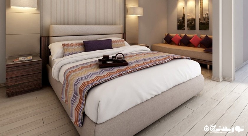 نمای تخت بزرگ اتاق کلاب	