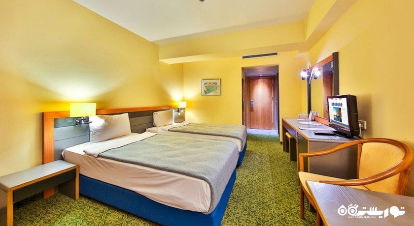 تخت های توئین اتاق دلوکس	