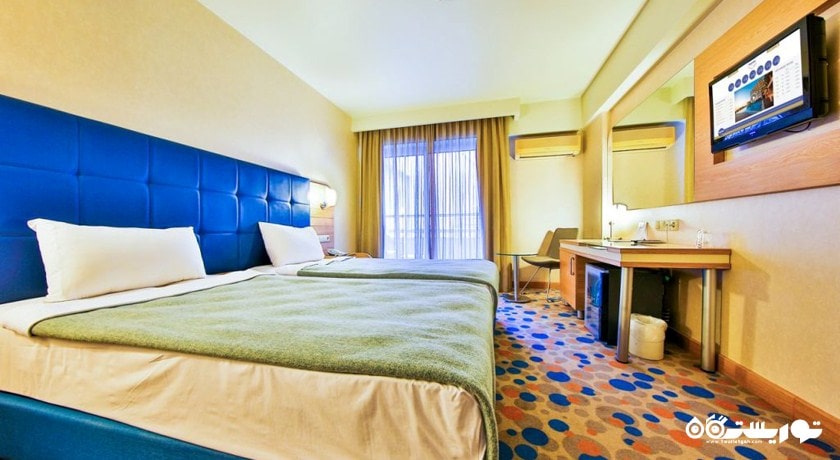 اتاق اکونومی هتل مارینا اند سوئیتز	