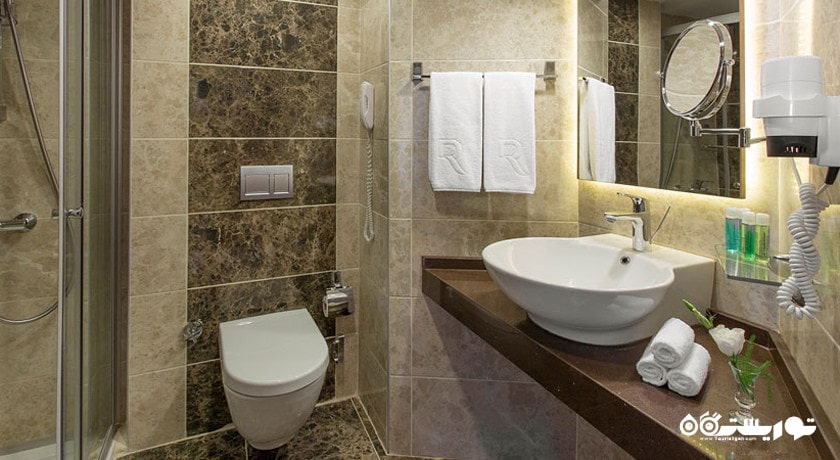 حمام و سرویس بهداشتی اتاق ها