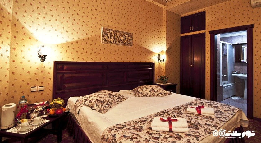 تخت بزرگ اتاق استاندارد دبل