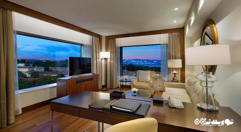 سوئیت گرند دلوکس هتل کنراد استامبول بسفروس