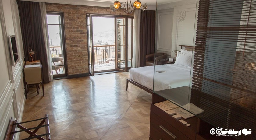 سوئیت با چشم انداز دریا	