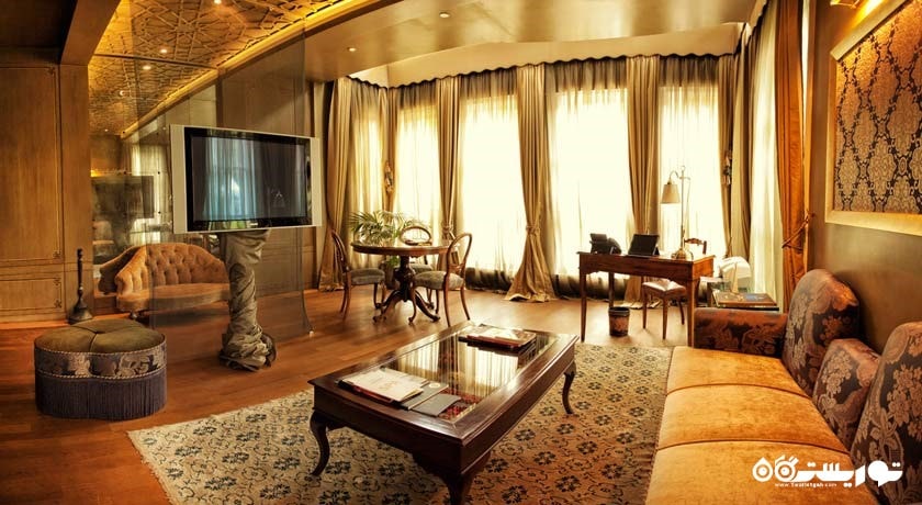 محوطه نشیمن سوئیت حافسا حاتون