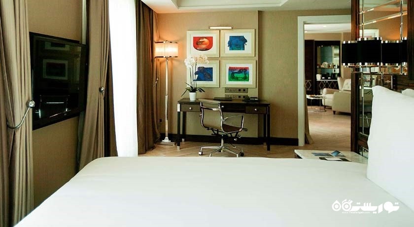 سوئیت با تراس هتل بلو ردیسون ایستانبول پرا	