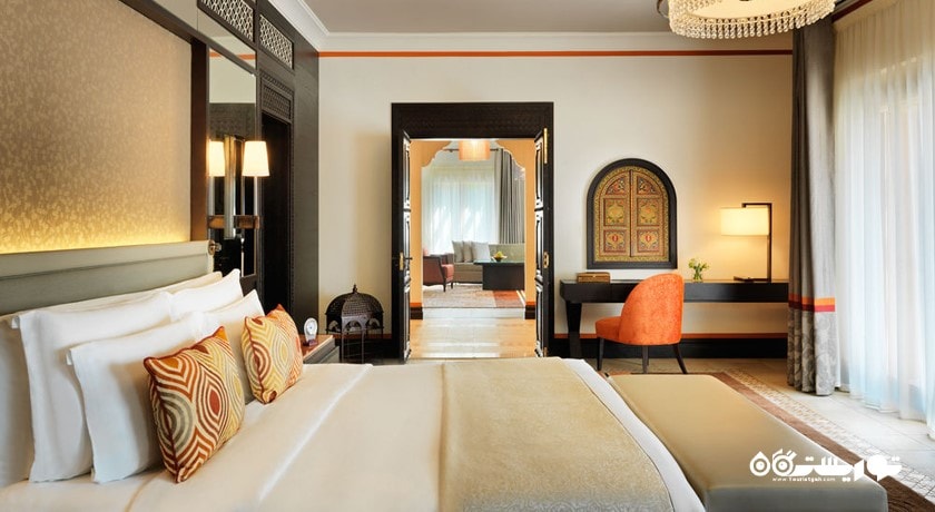 تخت بزرگ سوئیت عربین سامر هاوس