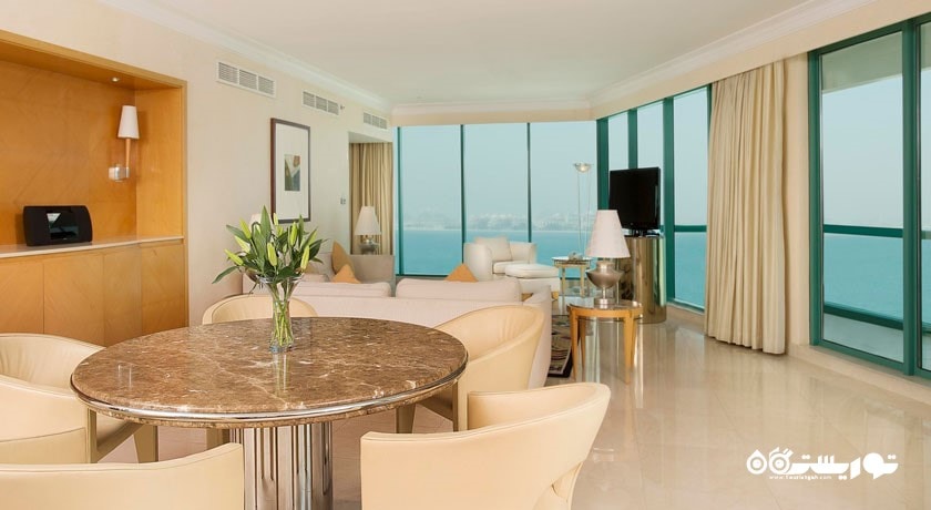 میز غذاخوری سوئیت پانارومیک