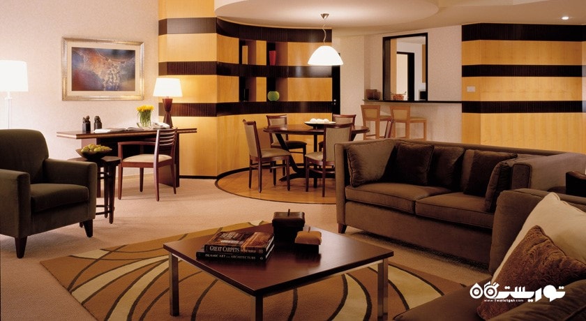 محوطه نشیمن آپارتمان سه خوابه