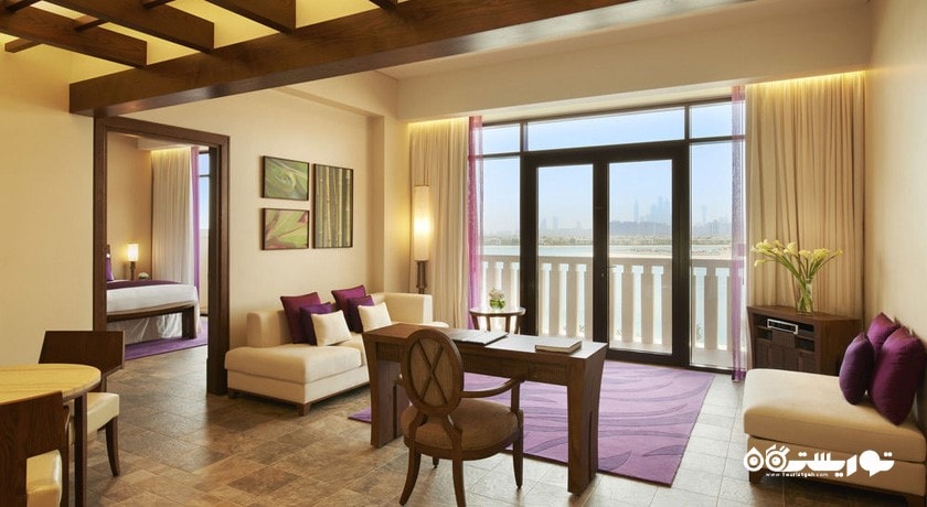 محوطه نشیمن سوئیت اپرا