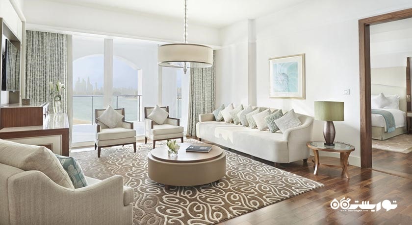 محوطه نشیمن سوئیت پرمیر