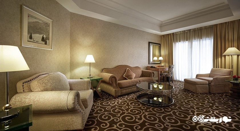 محوطه نشیمن اتاق فمیلی