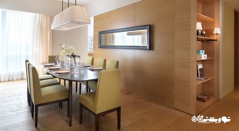 میز غذاخوری آپارتمان سه خوابه دلوکس
