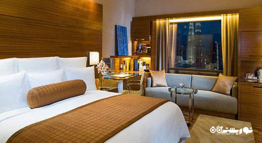 نمای تخت بزرگ سوئیت جونیور