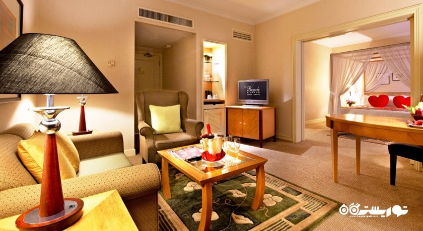 محوطه نشیمن سوئیت اگزکیوتیو