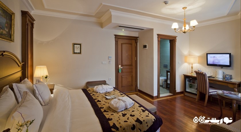 نمای تخت بزرگ سوئیت جونیور