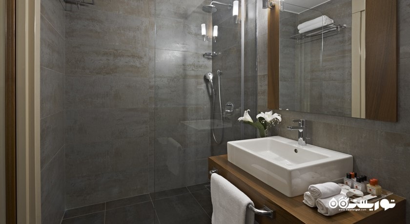 حمام و سرویس بهداشتی اتاق ها