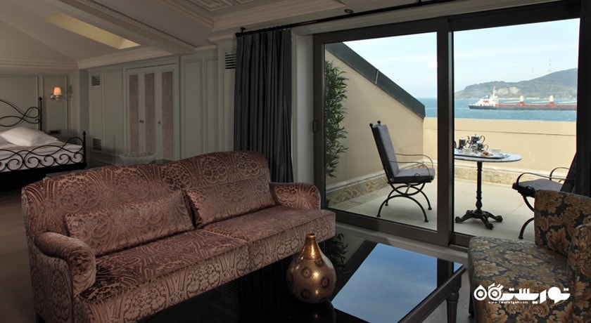 محوطه نشیمن سوئیت تراس