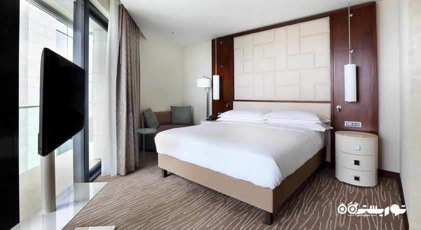 اتاق کرنر هتل هیلتون باتومی