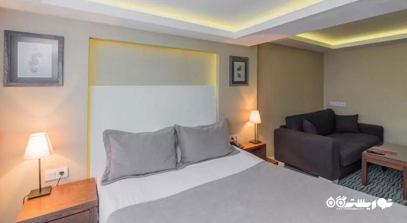 نمای تخت بزرگ اتاق دلوکس