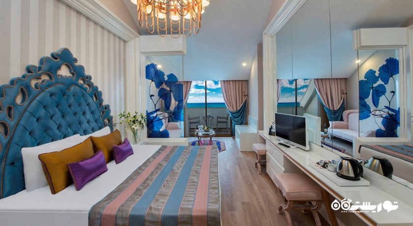 نمای تخت بزرگ اتاق سوپریور