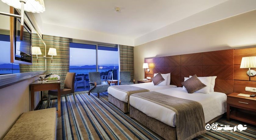 تخت های اتاق استاندارد با چشم انداز دریا