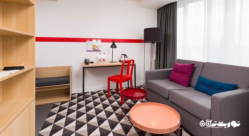 محوطه نشیمن سوئیت جونیور