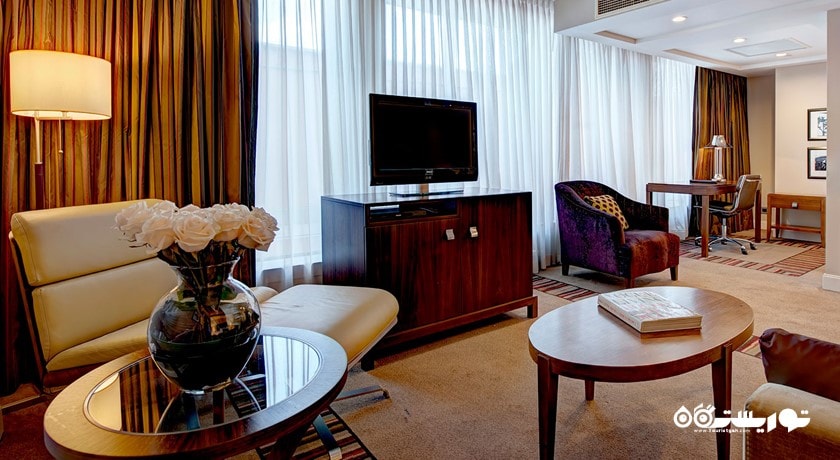 محوطه نشیمن سوئیت جونیور