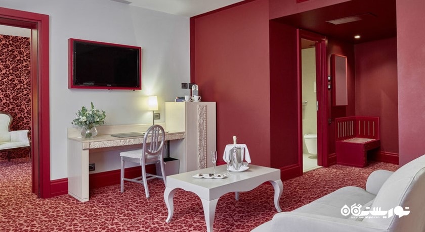 محوطه نشیمن سوئیت اگزکیوتیو