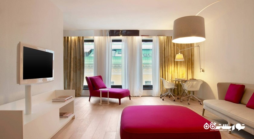 محوطه نشیمن سوئیت واو