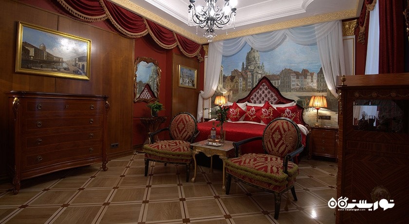 سوئیت کورت یارد هتل تریزینی پالاس