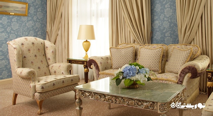 محوطه نشیمن سوئیت امبسدور