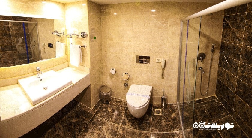 حمام و سرویس بهداشتی اتاق ها