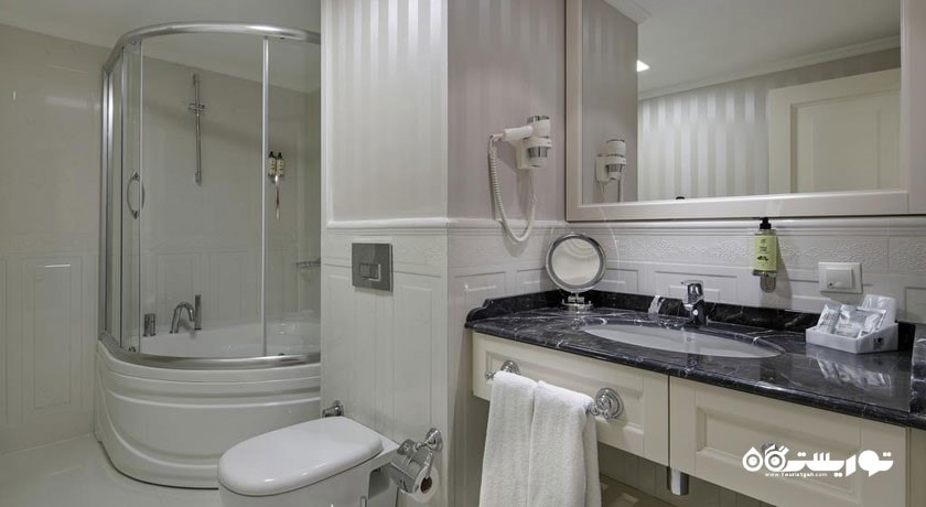 حمام و سرویس بهداشتی اتاق ها