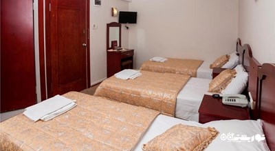 نمای تخت های اتاق تریپل