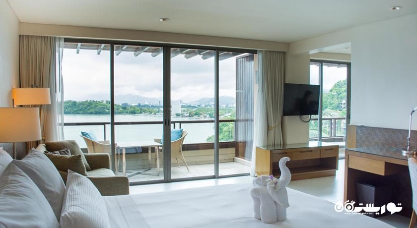 نمای تخت بزرگ سوئیت دلوکس