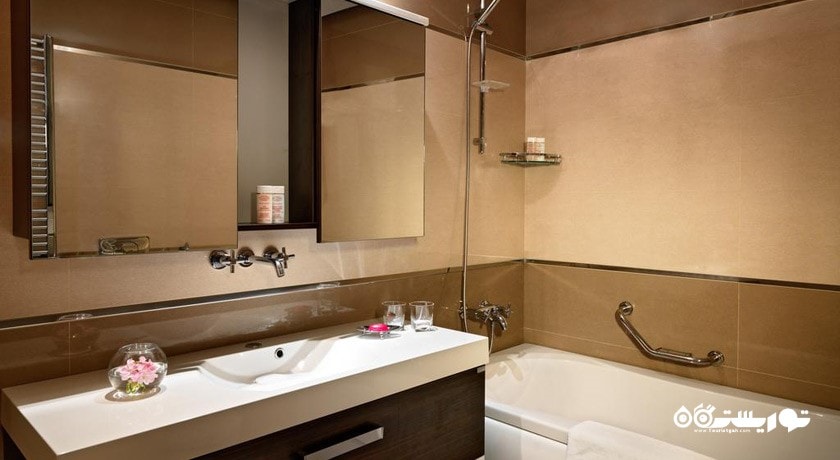 حمام و سرویس بهداشتی اتاق ها