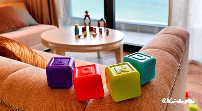 محوطه نشیمن سوئیت فمیلی